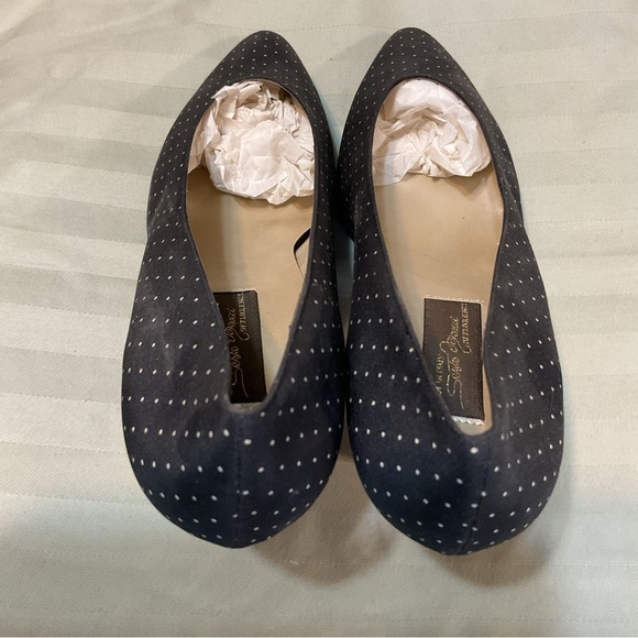 Sesto Meucci of Florence Black & White Polka Dot Heels - Picture 5 of 8